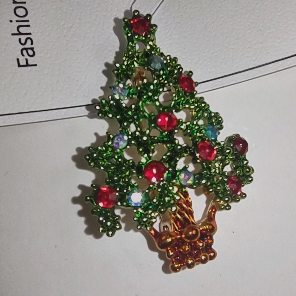 It's a Copper Christmas! Green Crystal Tree In Copper Stand
